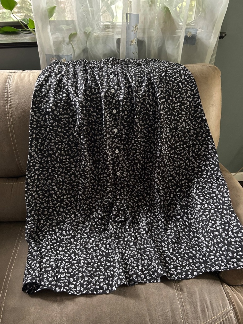 Skirt - Picture 3 of 3